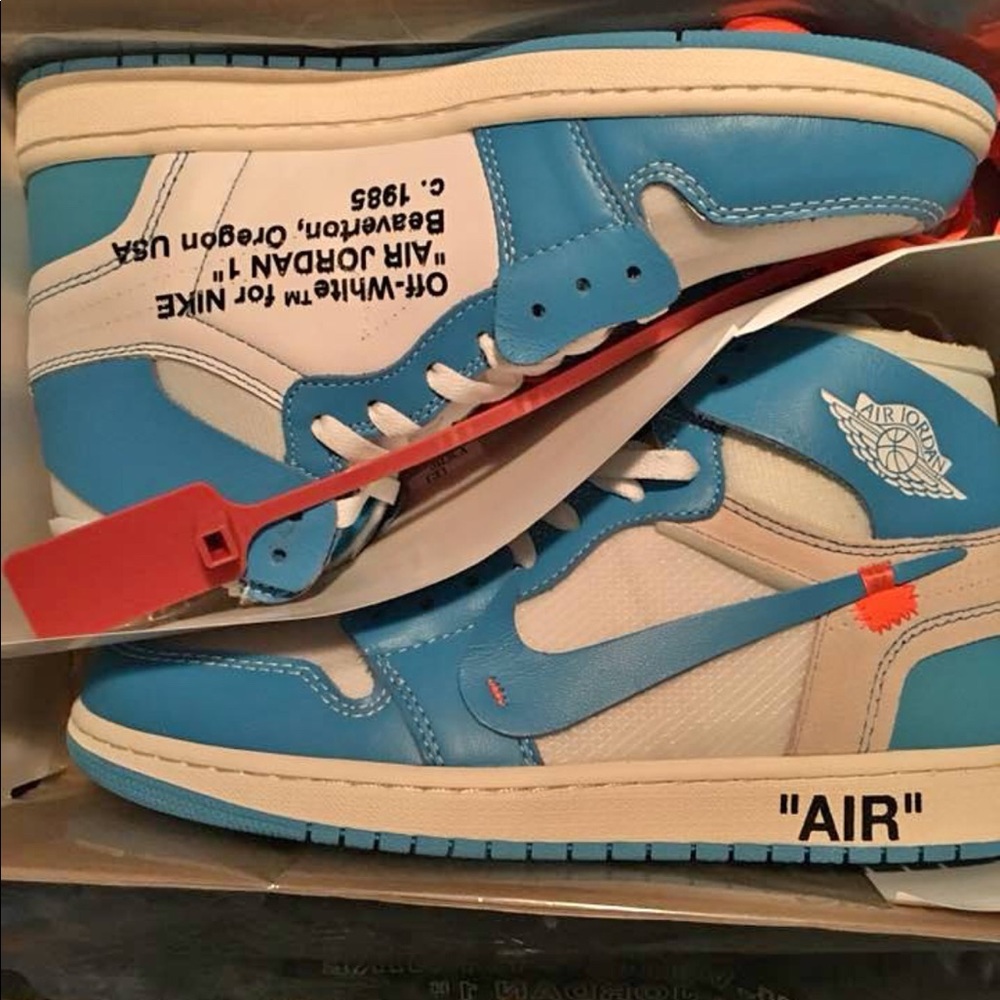 Off white powder blue Jordan 1s